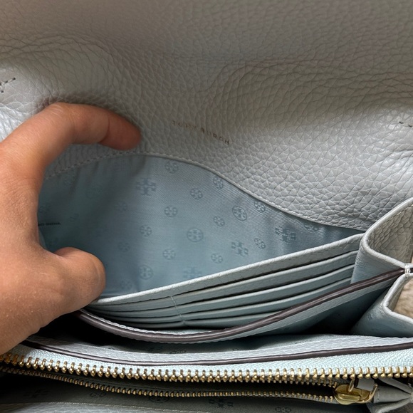 Tory Burch Taylor Flat Wallet Seltzer Blue - Picture 15 of 15